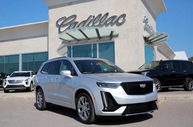 Cadillac Beralih ke Mobil Listrik di 2030