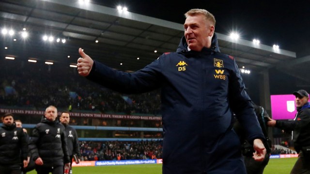 Pelatih Aston Villa, Dean Smith. Foto:  Reuters/Andrew Boyers