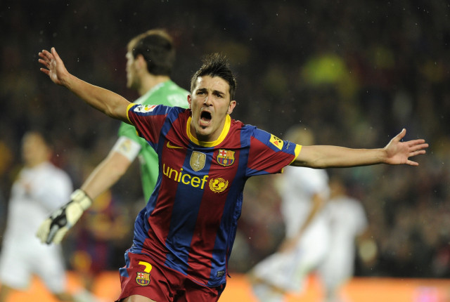 David Villa mencetak brace pada debut El Clasico 2010. Foto: AFP/Javier Soriano