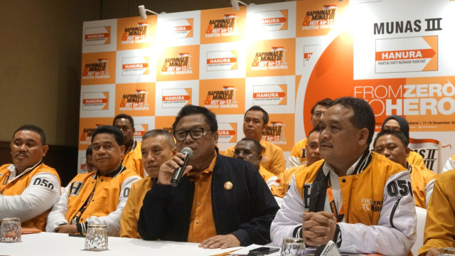 Konferensi pers Ketua Umum Partai Hanura, Oesman Sapta Odang, pada Munas III Partai Hanura di Hotel Sultan, Jakarta, Rabu (18/12/2019). Foto: Nugroho Sejati/kumparan