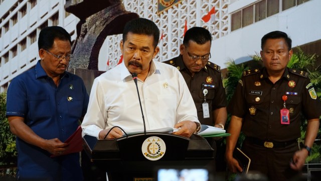 Konferensi pers Jaksa Agung ST Burhanuddin terkait penanganan dan perkembangan penyidikan dugaan tindak pidana korupsi di PT. Asuransi Jiwasraya ( Persero ). Foto: Jamal Ramadhan/kumparan