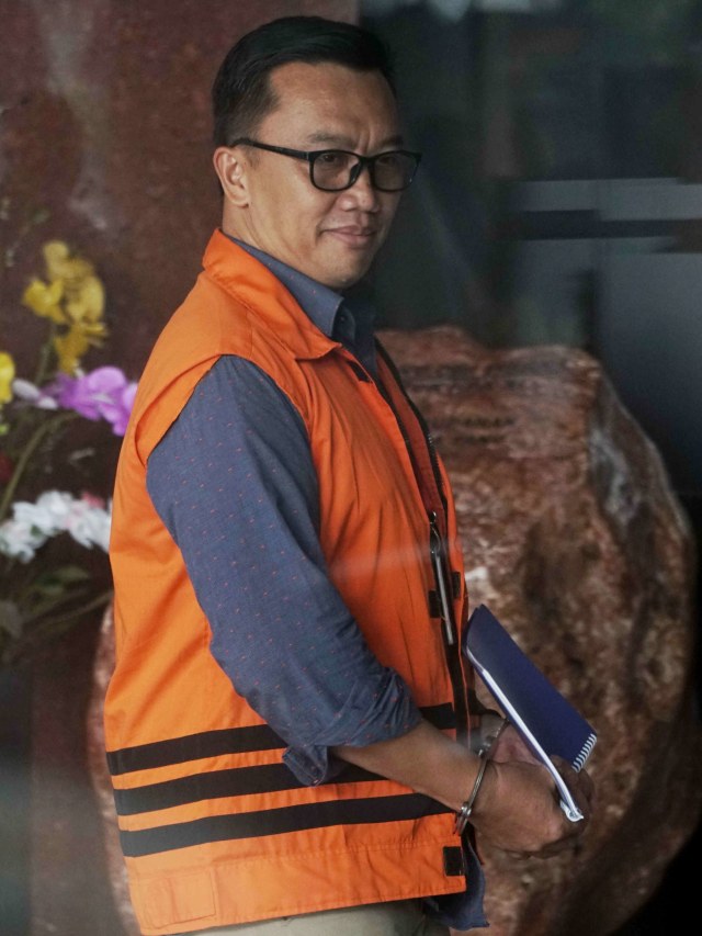 Mantan Menpora Imam Nahrawi bersiap menjalani pemeriksaan di gedung KPK, Jakarta, Kamis (19/20). Foto: Irfan Adi Saputra/kumparan