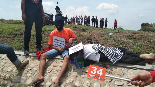 Polisi Gelar Rekonstruksi Pembunuhan Janda Muda di Dander Bojonegoro