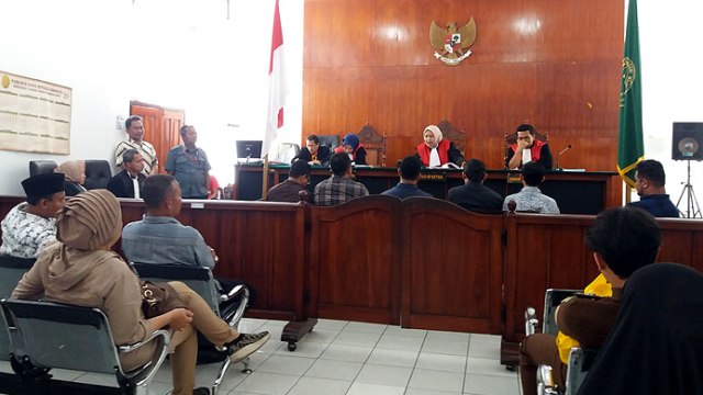 Sidang lanjutan kasus penembakan oleh anak bupati Majalengka di PN Kelas II Majalengka, Kamis (19/12/2019). (Rd Algifari Suargi)