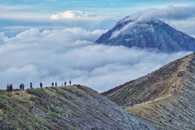 Pemandagan di Kawah Ijen, Banyuwangi, Jawa Timur. Foto: Helmi Afandi Abdullah/kumparan