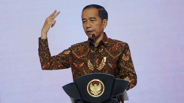 Presiden Joko Widodo pada peresmian gelaran UMKM Export Brilian Preneur di JCC Senayan, Jakarta, Jumat (20/12).  Foto: Fanny Kusumawardhani/kumparan