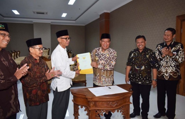 Penantian 30 Tahun Sertifikat Tanah Masjid Agung Lamongan