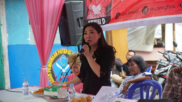 Kegiatan reses anggota DPRD DKI Viani Limardi. Foto: Dok. PSI