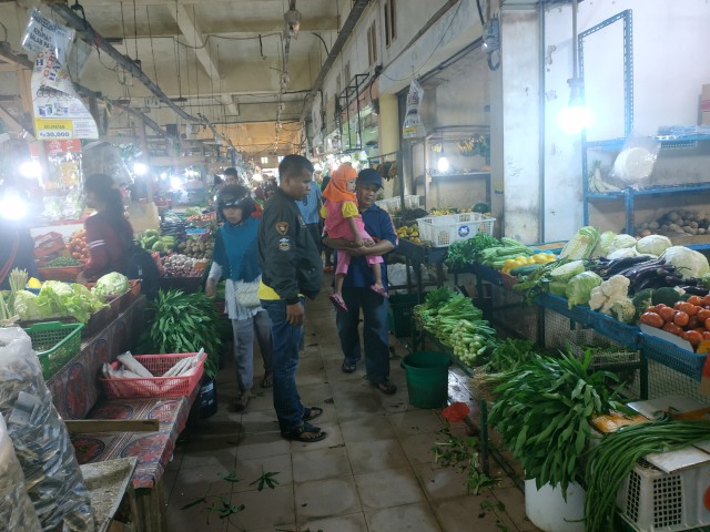 Salah satu pasar di Batam. Foto : Rega/kepripedia.com