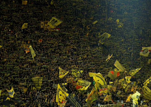 Kabar Baik dari Liga Jerman, Dortmund Siap Hadirkan Fans di Stadion (628068)