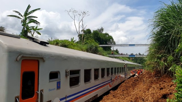 Sukabumi-Bogor terhubung oleh akses kereta api. Foto: Dok. KAI