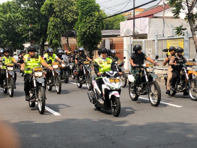 Naik Motor, Forkopimda Jatim Pantau Pengamanan Natal di Surabaya