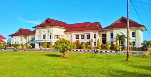 Kantor Bupati Gorontalo Utara, Selasa, (24/12). Foto : Istimewa