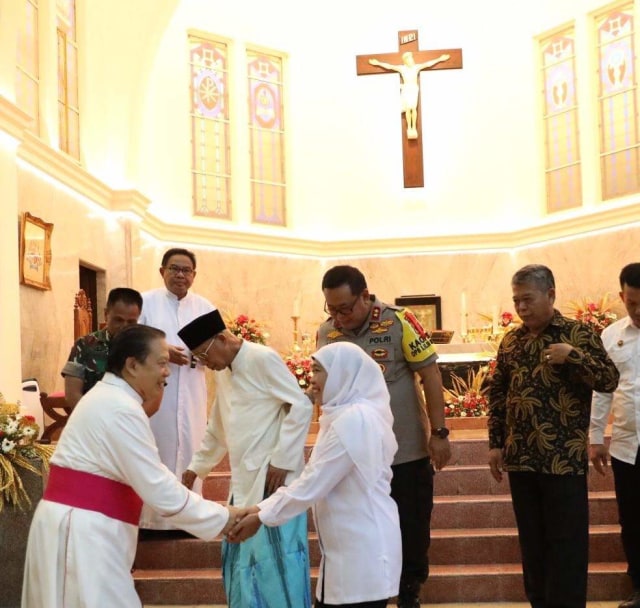 Forkopimda, Gereja Katedral Hati Kudus Yesus