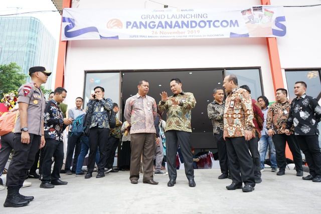 Bulog rilis pangan.com