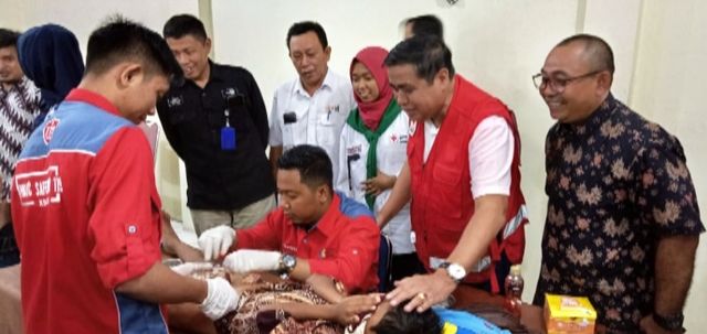 Sunatan Masal KSR PMI Unbari, Dihadiri Langsung Ketua PMI Provinsi Jambi Hasan Basri Agus (HBA). Foto: Bahara Jati