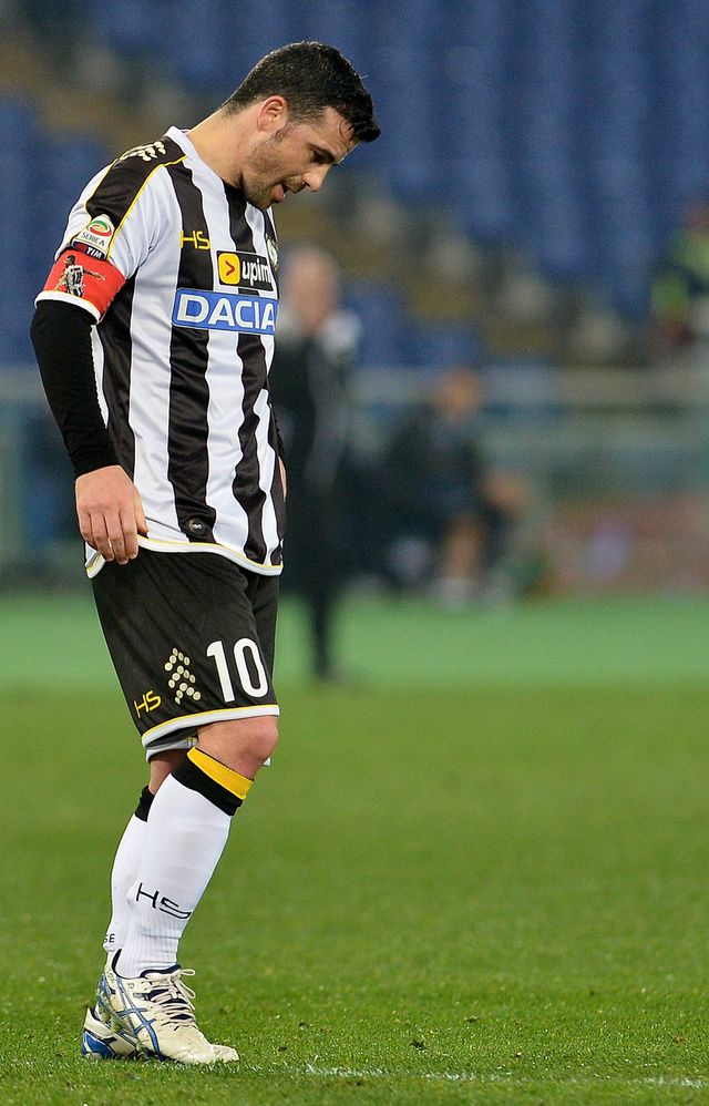 Antonio Di Natale saat membela Udinese. Foto: AFP/GABRIEL BOUYS