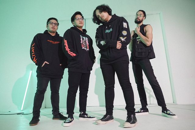 Divide Hidupkan Lagi 'Hipmetal' dengan Menggandeng Tuan Tigabelas (22481)