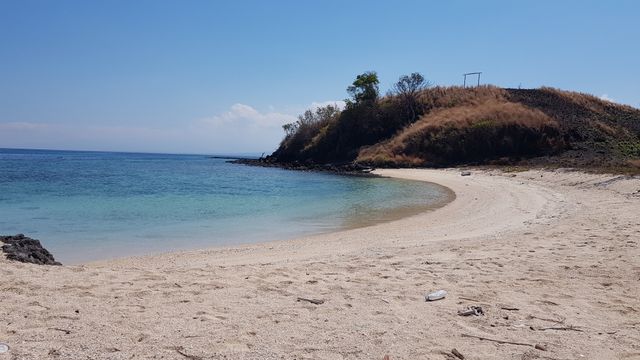 Nisa Pudu salah satu pulau di Dompu yang bisa dijadikan pilihan untuk melewatkan momen akhir tahun. Foto: Info Dompu