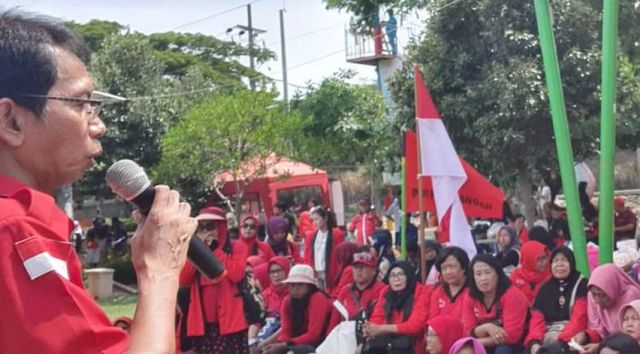 Adi Sutarwijono Ajak Perempuan Surabaya Bergabung ke PDIP