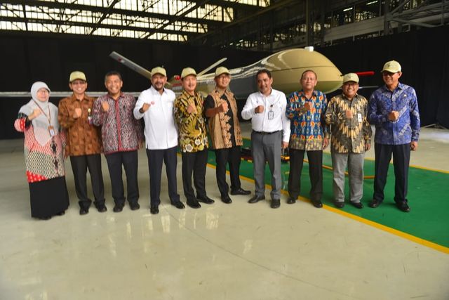 Foto: Peluncuran Pesawat Tanpa Awak Buatan PT DI 8 Prototype Drone Medium Buatan PTDI