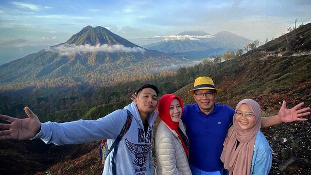 Intip Liburan Jelang Akhir Tahun ala Ridwan Kamil ke Gunung Ijen (158666)