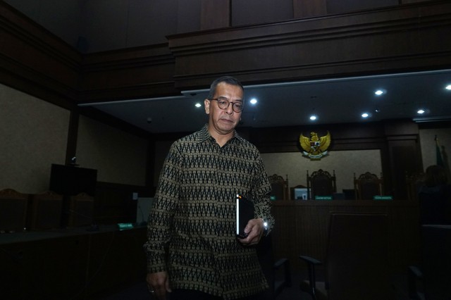 Mantan Direktur Utama PT Garuda Indonesia, Emirsyah Satar di Pengadilan Tipikor, Jakarta, Senin (30/12).  Foto: Nugroho Sejati/kumparan