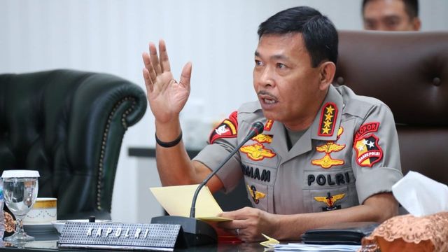 Kapolri Jenderal Pol Idham Azis teleconference dengan Kapolda se-Indonesia.  Foto: Dok. Polri