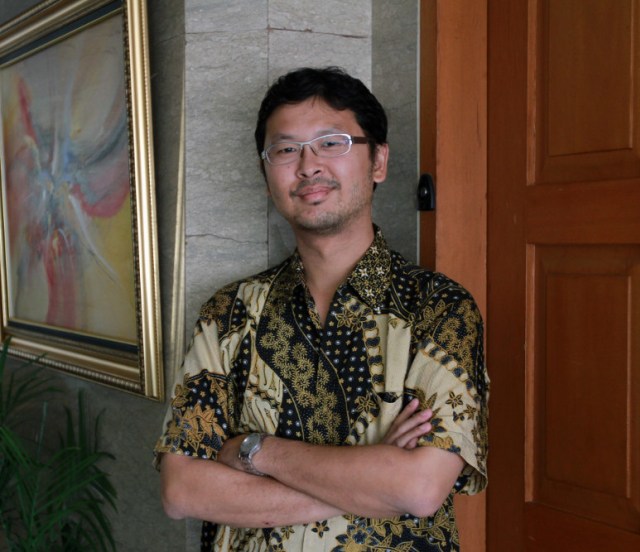 Lawrence Yu, Direktur Indotama Omicron Kahar