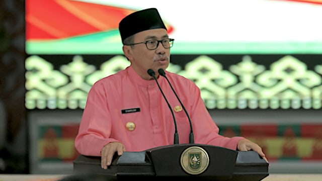 Gubernur Riau, Syamsuar. 
