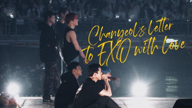 Chanyeol memutar video manis di konser EXO. Foto: Youtube/NNG ᄂᄂᄀ