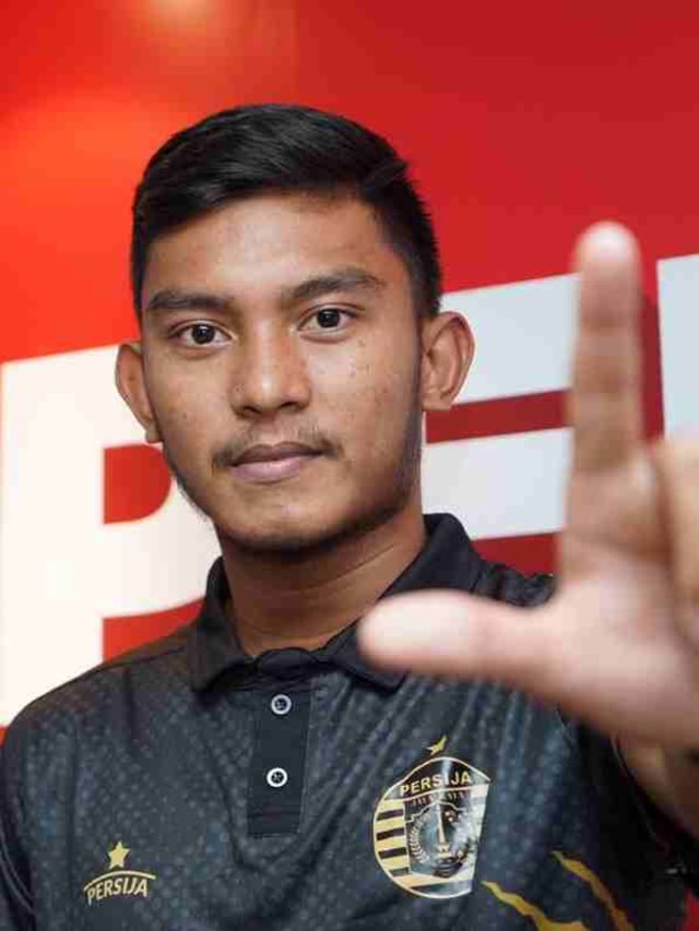 Pemain baru Persija Jakarta, Muhammad Rafli Mursalim. Foto: Dok. Media Persija