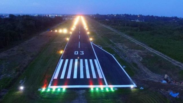 Lampu runway. (Ilustrasi)