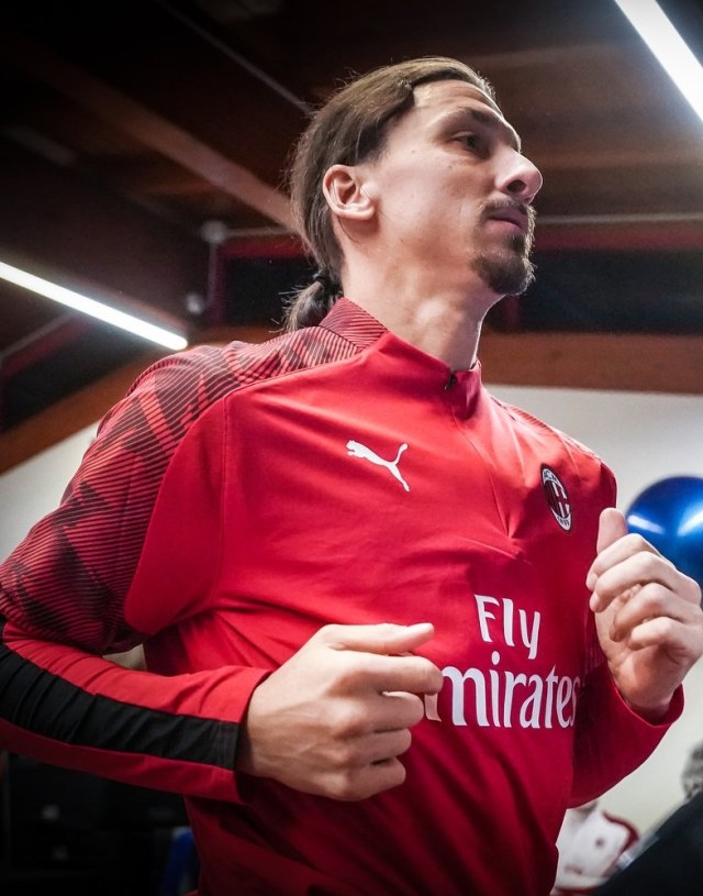 Zlatan Ibrahimovic menjalani tes medis di Milanello. Foto: AC Milan