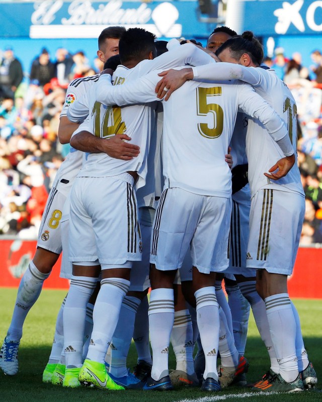 Para pemain Real Madrid merayakan gol di laga lawan Getafe. Foto: REUTERS/Stringer