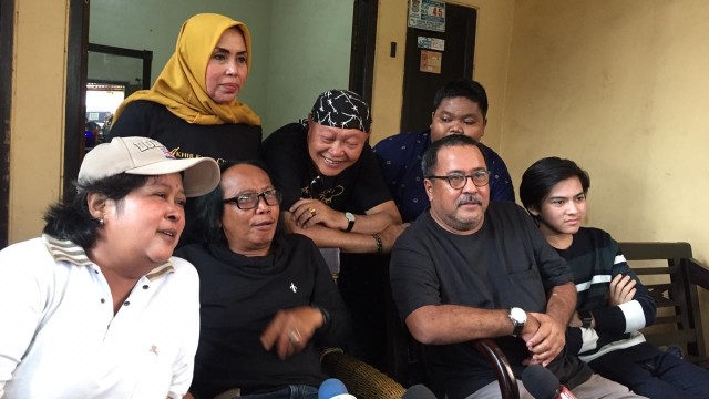 Konferensi Pers Film Akhir Kisah Cinta Si Doel