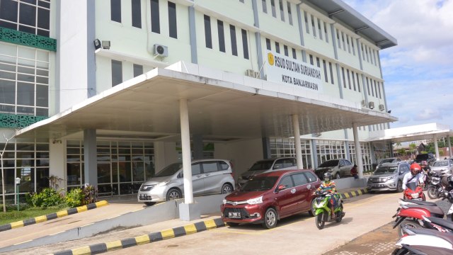 RSUD Sultan Suriansyah di Kota Banjarmasin. Foto: M Syahbani/banjarhits.id