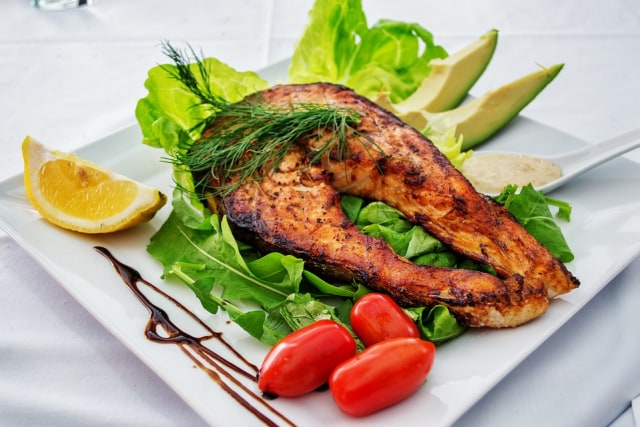 7 Diet Terbaik untuk Menurunkan Berat Badan di 2021, Mediterania Patut Dicoba! (1)