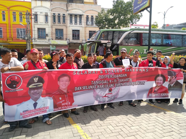 21 PAC PDI Perjuangan se- kota Medan mendukung Akhyar menjadi Wali Kota Medan. Foto : SumutNews