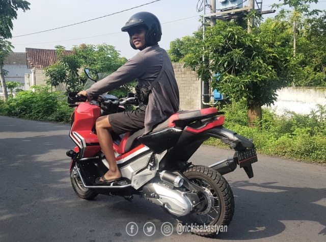 Honda Vario modifikasi jadi X-ADV