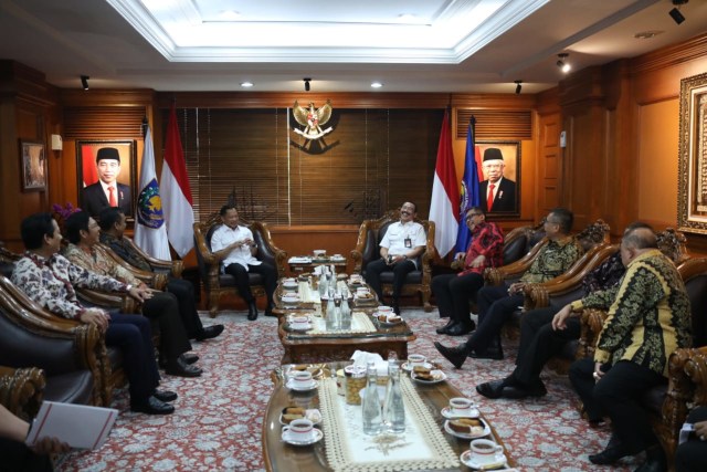 Pertemuan Mendagri Tito Karnavian bersama 9 partai politik di Kantor Kemendagri, Jakarta Pusat. Foto:  Dok Kemendagri