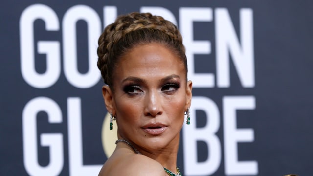 Jennifer Lopez Dituntut Rp 557 M oleh Seorang Penari Erotis (368487)