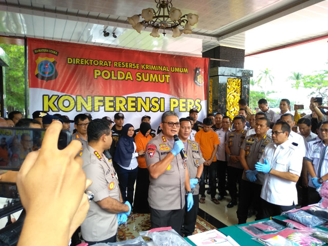 Masalah Rumah Tangga Jadi Motif Pembunuhan Hakim PN Medan | Kumparan.com