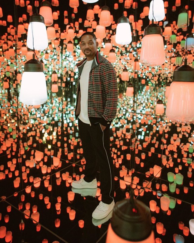 Will Smith tampil stylish mengenakan busana bergaya high street. Foto: dok. @willsmith/ Instagram