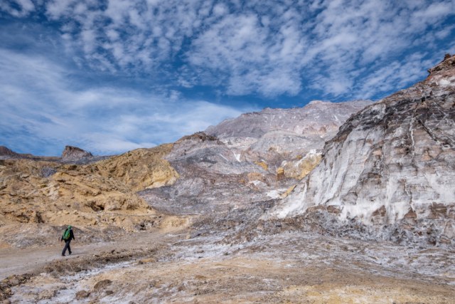 Potret kubah dan glacier garam di Iran Foto: Shutter Stock