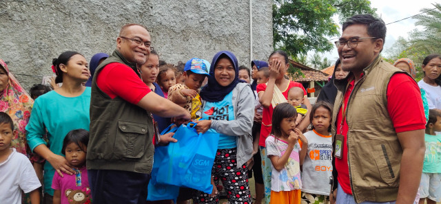 com-Pertamina Foundation beri bantuan untuk korban banjir Foto: Dok. Pertamina