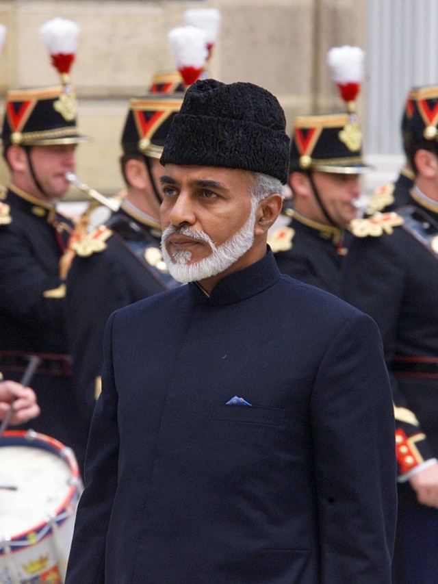 Sultan Qaboos, Penguasa Oman yang Kudeta Ayahnya (3)