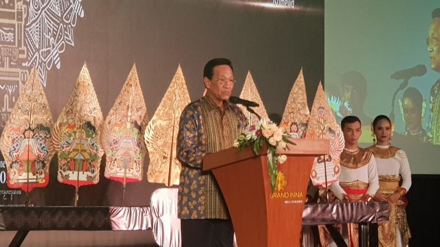 Gubernur DIY, Sri Sultan HB X, saat memberikan sambutan di peluncuran Agenda Budaya 2020, di Grand Inna Malioboro, Jumat (10/1/2020). Foto: Ayusandra.