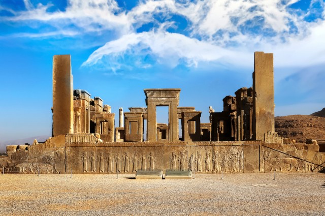5 Situs Budaya yang Terancam Hilang Jika AS Bom Iran (66006)