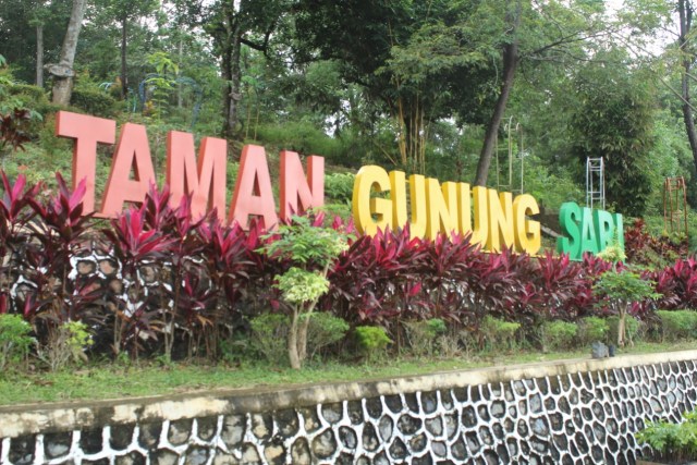 Taman Gunung Sari, destinasi wisata di Kota Singkawang. Foto: Dok. Hi!Pontianak